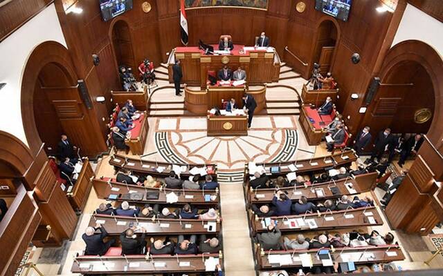 "الشيوخ" المصري يناقش جهود الحكومة في مواجهة البطالة وتطوير قانون العمل