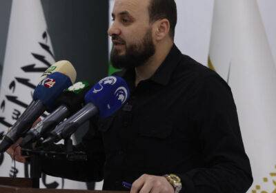 سوريا: مجموعة السبع مستعدة لدعم تشكيل حكومة "غير طائفية" والسلطات ستجمد الدستور والبرلمان