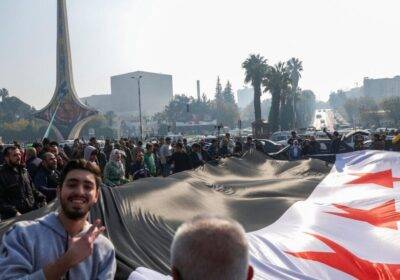 مباشر: السلطات الانتقالية في سوريا تتعهد بإقامة "دولة قانون" وسط تحذيرات أمريكية من نزاعات جديدة