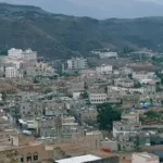 مدير أمن حوثي يتحدى القانون ويرفض أوامر النيابة بالإفراج عن ناشط إعلامي