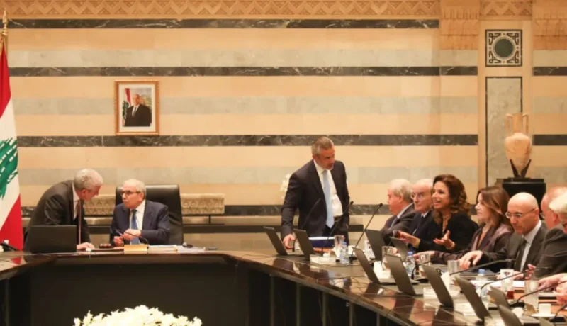 حكومة لبنان ترمي كرة تعديل قانون الانتخابات في ملعب البرلمان حكومة لبنان ترمي كرة تعديل قانون الانتخابات في ملعب البرلمان