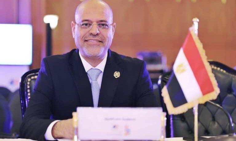 وزير العمل: قانون العمل الجديد يوفر بيئة استثمار آمنة ويحقق التوازن بين العمال وأصحاب الأعمال
