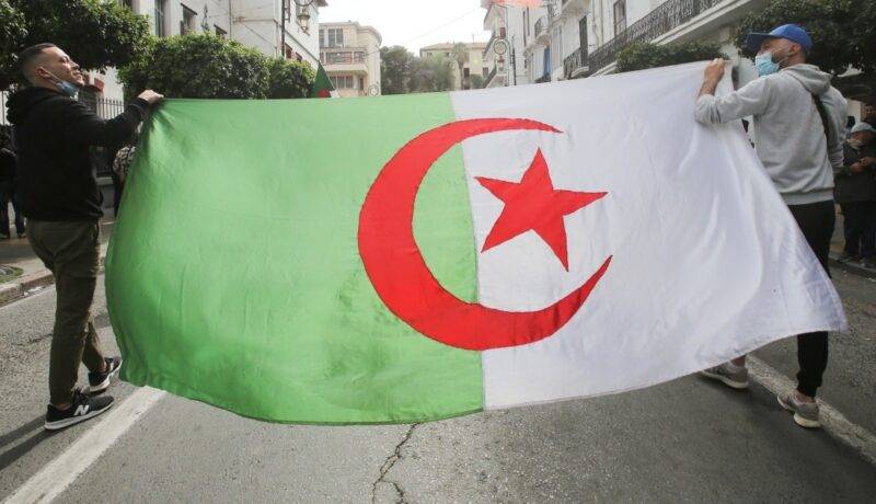 الجزائر: ينبغي رفع القيود غير المبررة على الجمعيات