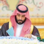 ولي العهد يشيد بموقف القمتين الرافض للخروج على القانون الدولي