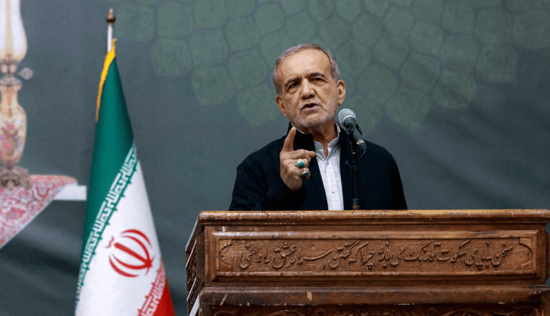الرئيس الإيراني: إسرائيل خارج إطار القانون بدعم واشنطن الرئيس الإيراني: إسرائيل خارج إطار القانون بدعم واشنطن