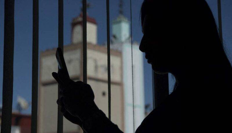 وجه إيمان "مشوه" أم القوانين؟ سؤال مغربي موجع